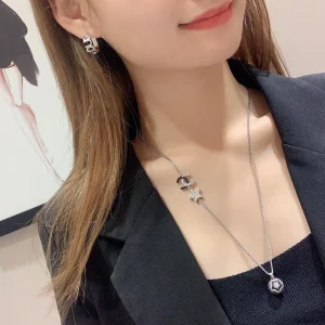 Gucci Logo Hoop Earrings