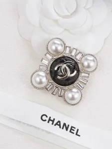 Chanel CC Pearl Brooch