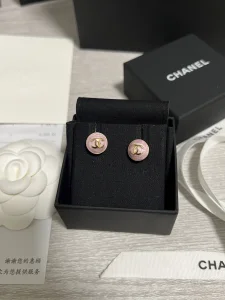 (image for) Chanel CC Logo Pearl Pink Earrings