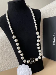 Chanel CC Log Pearls Necklaces