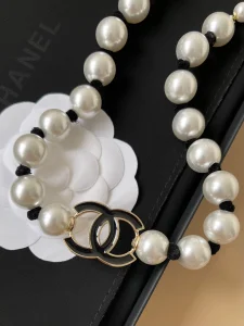 (image for) Chanel CC Log Pearls Necklaces