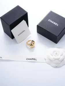 (image for) Chanel Gold Metal Conch Pearly Rings