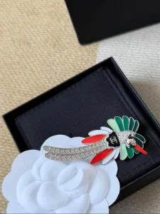 (image for) Chanel CC Crystals Bird Brooch