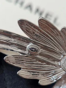(image for) Chanel CC Crystals Bird Brooch