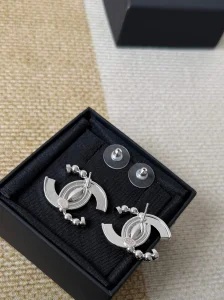 (image for) Chanel CC Logo Stud Earrings