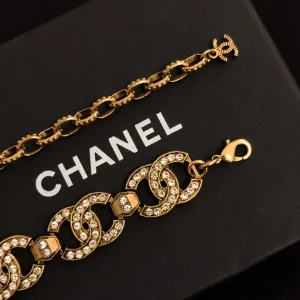 Luxury Womens Jewelry Chanel Crystals CC Logo Link Necklace A39PP190 AA146345