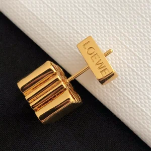Luxury Womens Jewelry Loewe Gold Anagram Stud Earrings A39PP120 AA146353