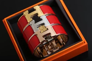 Luxury Womens Jewelry Hermes Clic Clac H Wide Bracelet Red A205PP240 AA146902