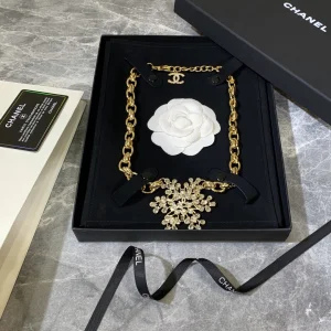 Luxury Womens Jewelry Chanel Crystals Snow Chain Necklaces A205PP280 AA146876