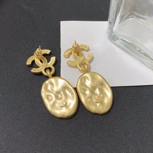Luxury Womens Jewelry Chanel Gold CC Logo Tag Earrings A152PP120 AA148133