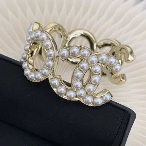 Luxury Womens Jewelry Chanel Vintage Pearls CC Logo Coco Bracelets A205PP200 AA149014