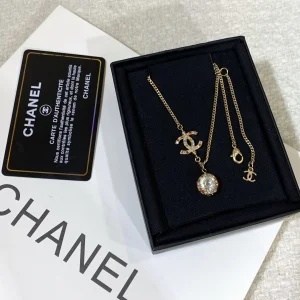 Luxury Womens Jewelry Chanel Gold Crystal CC Logo Chain Necklace A205PP160 AA150083