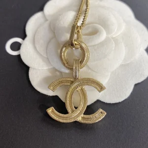 Luxury Womens Jewelry Chanel Gold CC Logo Pendant Chain Necklaces A152PP140 AA150711