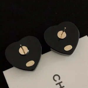 Luxury Womens Jewelry Chanel Double C Heart Earrings A39PP140 AA151431