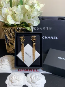 Luxury Womens Jewelry Chanel Gold CC Logo Earring with Tassel A152PP120 AA151843