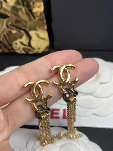Luxury Womens Jewelry Chanel Gold CC Logo Earring with Tassel A152PP120 AA151843