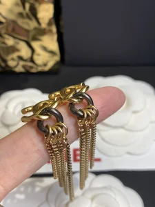 Luxury Womens Jewelry Chanel Gold CC Logo Earring with Tassel A152PP120 AA151843