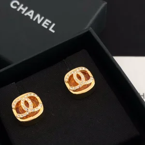 Luxury Womens Jewelry Chanel Gold Crystal CC Earrings A39PP120 AA152043