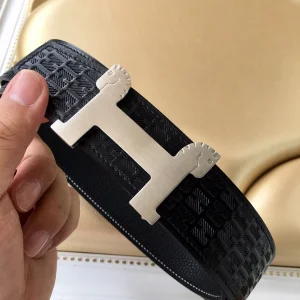 Hermes Horses Buckle Leather Belt Black 40MM 