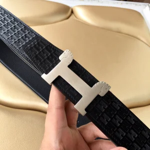Luxury Womens Belts Hermes Horses Buckle Leather Belt in Black 40MM A175PP240 AA153451