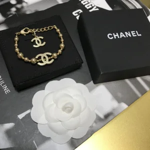 Luxury Womens Jewelry Chanel Gold CC and Ball Bracelet A152PP120 AA154292
