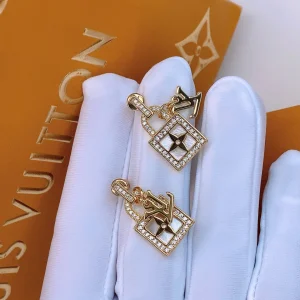 Luxury Womens Jewelry Louis Vuitton Gold Crystal LV Lock Earring A152PP120 AA154301