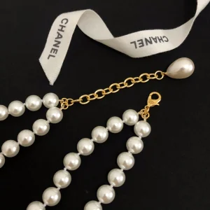 Luxury Womens Jewelry Chanel Round CC and White Pearls Necklaces A39PP240 AA155733