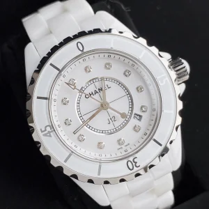 Luxury Womens Watches Chanel J12 White Dial Ladies Watch 33MM A184PP2180 AA157633