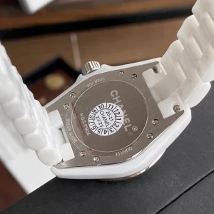 Luxury Womens Watches Chanel J12 White Dial Ladies Watch 33MM A184PP2180 AA157633