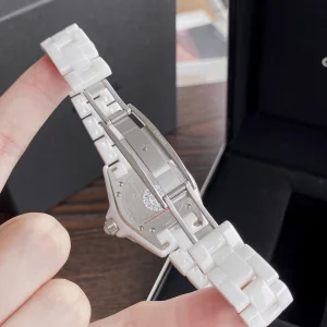 Luxury Womens Watches Chanel J12 White Dial Ladies Watch 33MM A184PP2180 AA157634