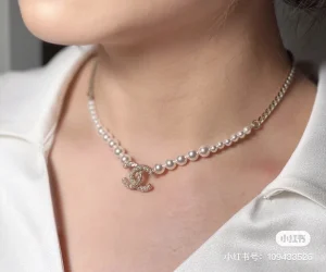 Luxury Womens Jewelry Chanel Necklace Chanel CC Pearls Necklace A39PP145 AA159875
