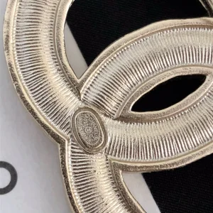 Luxury Womens Jewelry Chanel Brooch Chanel Crystals CC Brooch A39PP125 AA161570