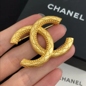 Chanel Brooch Chanel Gold CC Brooch 