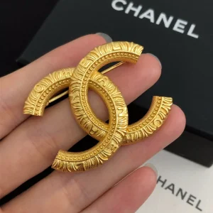 Chanel Brooch Chanel Gold CC Brooch 