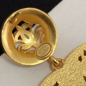 Luxury Womens Jewelry Chanel Earring Chanel Crystals CC Logo Earring A39PP155 AA161562