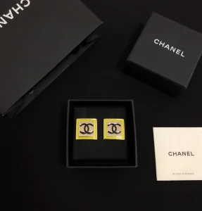 Luxury Womens Jewelry Chanel Earring Chanel CC Logo Square Earrings A39PP130 AA164016