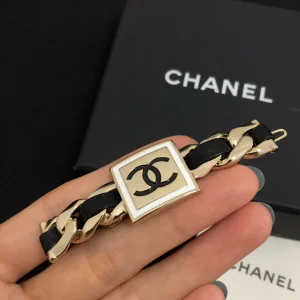 Chanel Hair Clip Chanel CC Logo Square Hair Clip 