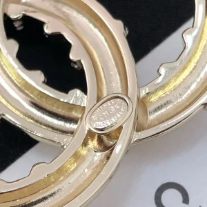 Luxury Womens Jewelry Chanel Brooch Chanel Crystals Gold CC Brooch A39PP140 AA167184