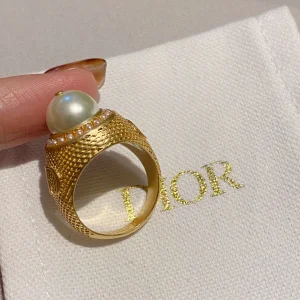 Luxury Womens Jewelry Dior Earring Dior Dream Ring in Gold A152PP100 AA167586
