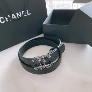 Chanel Vintage CC Logo Leather Belt Black 30MM 