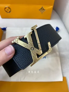 Lous Vuitton LV Black Grained Leather Belt 40MM 