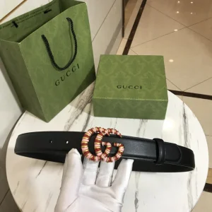 Gucci Double G Buckle Leather Belt Black 30MM 