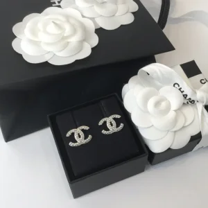 Luxury Womens Jewelry Chanel Earring Chanel Crystals CC Earrings A39PP120 AA175626