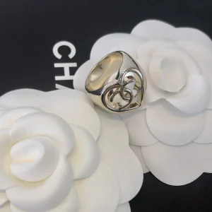 Chanel Ring Chanel Gold CC Logo Heart Rings 