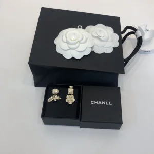 Replica Womens Jewelry Chanel Gold 4in1 Earrings A39PP140 AA177891