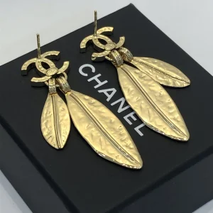 Replica Womens Jewelry Chanel Gold Crystals CC Leaf Earrings A39PP130 AA178236