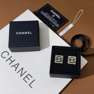 Replica Womens Jewelry Chanel Crystal CC Gold Sequare Earrings A205PP150 AA178951