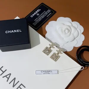 Replica Womens Jewelry Chanel Crystal CC N5 Gold Sequare Earrings A205PP160 AA178952
