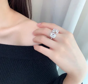 Replica Womens Jewelry Chanel Crystal N5 Rings A205PP260 AA179217