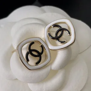 Replica Womens Jewelry Chanel Oval Black CC Logo Earrings A39PP110 AA179570